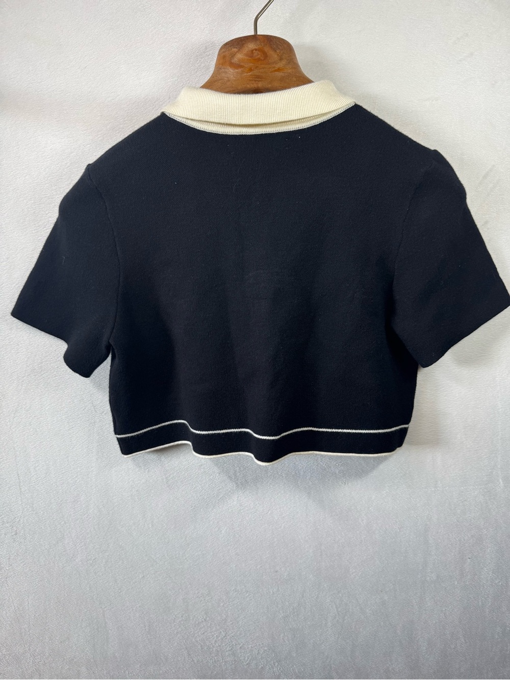OAK + FORT Black Short-Sleeve Button-Down Top with White Collar Small - Picture 5 of 10
